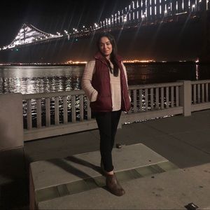 Meet your Posher, Fatima